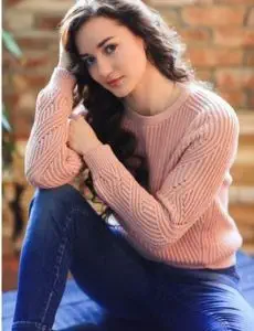 Elite escort service in Ghanghata for home and hotel visits